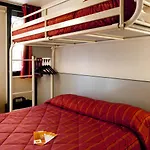Kyriad Direct Annemasse - Geneve 3* Gaillard