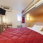 Kyriad Direct Annemasse - Geneve 3*