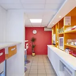 Kyriad Direct Annemasse - Geneve Hotel