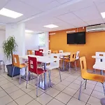 Kyriad Direct Annemasse - Geneve 3*