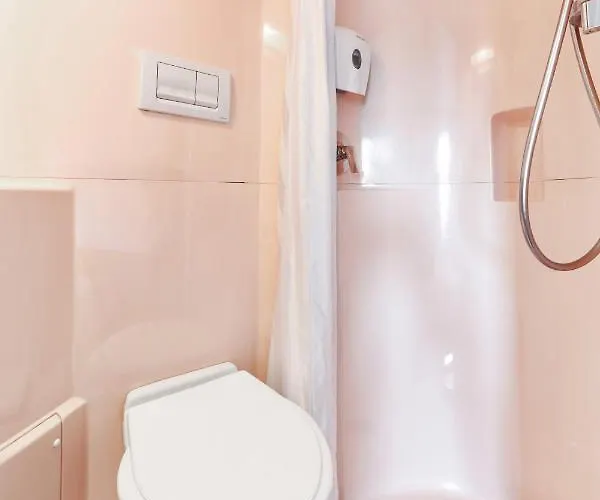 Hotel Kyriad Direct Annemasse - Genève