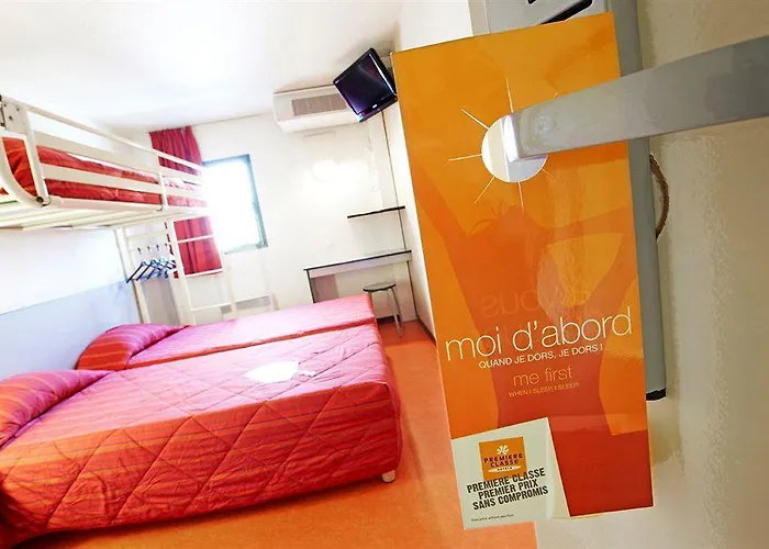 Kyriad Direct Annemasse - Genève Hotel