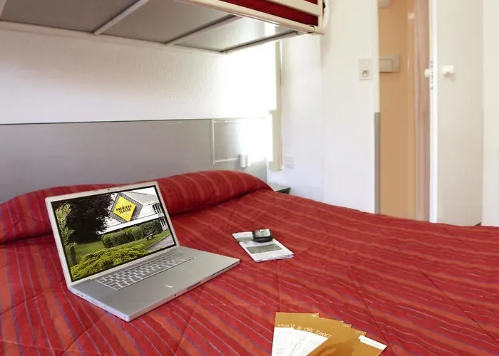 Kyriad Direct Annemasse - Genève Hotel 3*