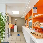 Kyriad Direct Annemasse - Genève Hotel