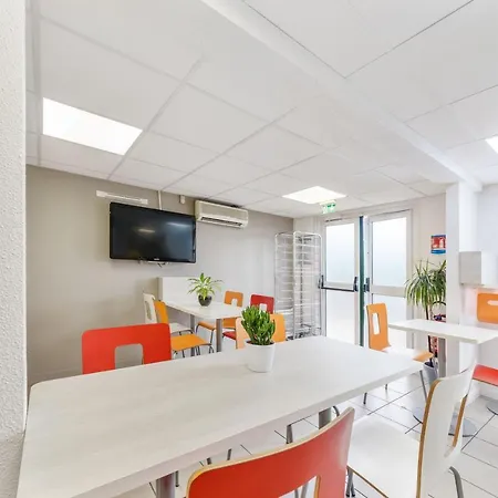 Kyriad Direct Annemasse - Geneve Gaillard