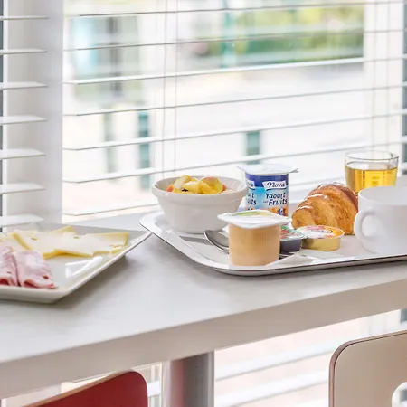 Hotel Kyriad Direct Annemasse - Genève 3*