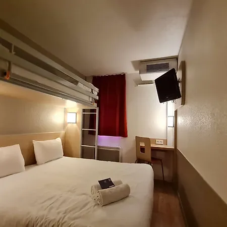 Kyriad Direct Annemasse - Genève Hotel Gaillard