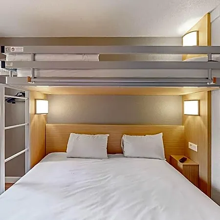 Kyriad Direct Annemasse - Geneve