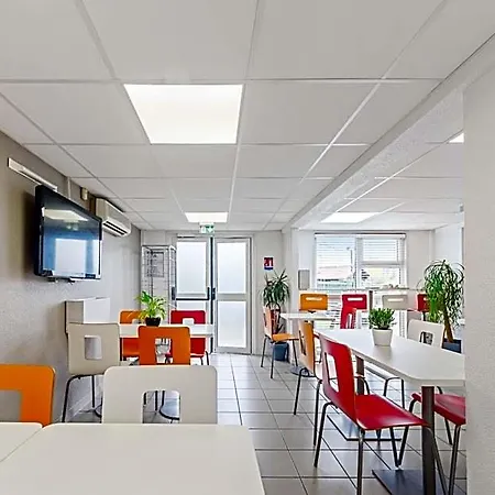 Kyriad Direct Annemasse - Geneve Szálloda Gaillard