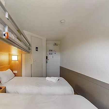 Kyriad Direct Annemasse - Geneve Hotel