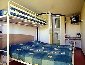 Hotel Kyriad Direct Annemasse - Geneve 3*