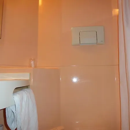 Kyriad Direct Annemasse - Geneve Hotel Gaillard