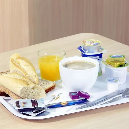 Kyriad Direct Annemasse - Geneve Hotel 3*