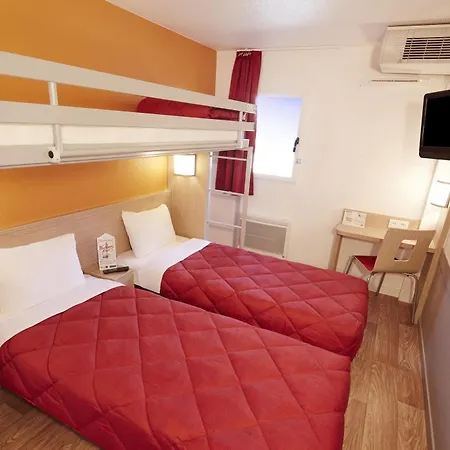 Kyriad Direct Annemasse - Geneve Hotell