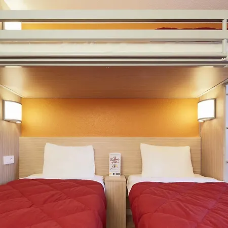 Kyriad Direct Annemasse - Geneve 3*