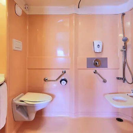 Hotel Kyriad Direct Annemasse - Genève 3*